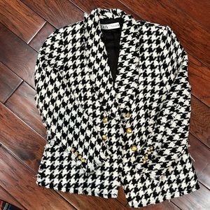 Houndstooth Blazer with gold buttons